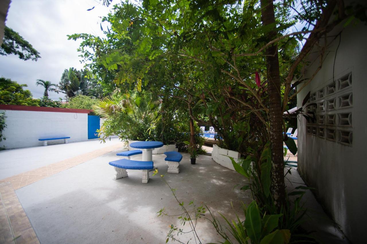 La Perlita Bed & Breakfast Jacó Dış mekan fotoğraf