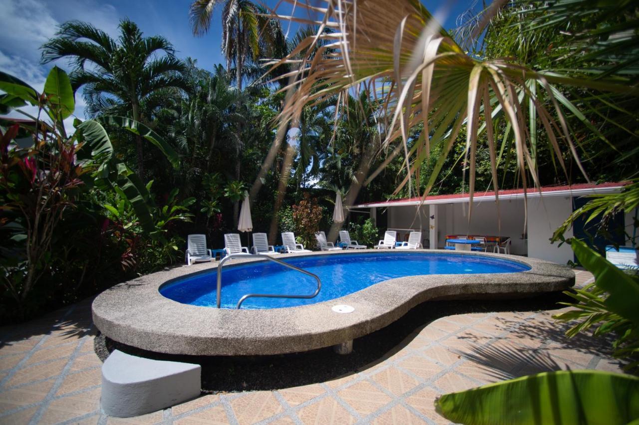 La Perlita Bed & Breakfast Jacó Dış mekan fotoğraf
