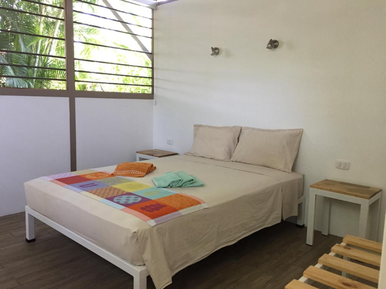 La Perlita Bed & Breakfast Jacó Dış mekan fotoğraf