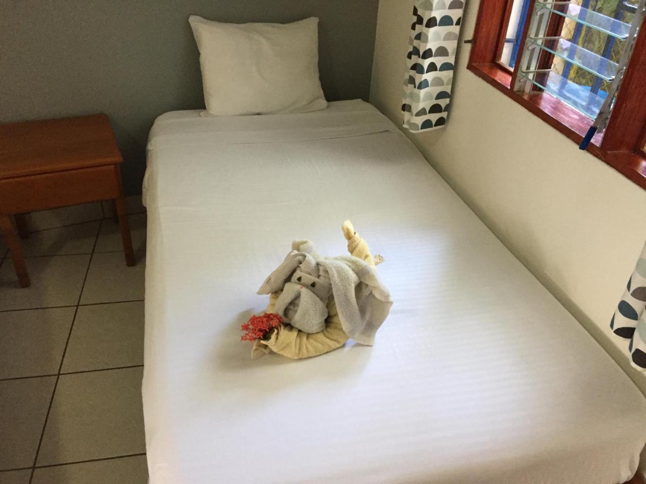 La Perlita Bed & Breakfast Jacó Dış mekan fotoğraf